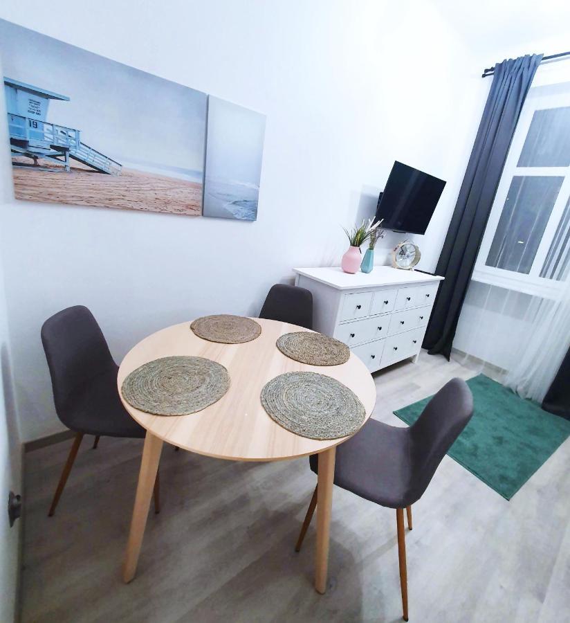Gdynia Glowna Apartments ภายนอก รูปภาพ