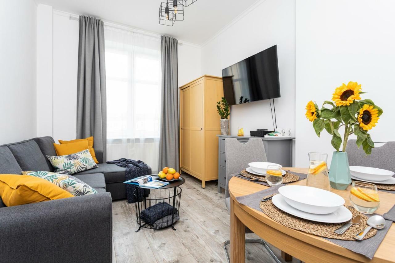 Gdynia Glowna Apartments ภายนอก รูปภาพ