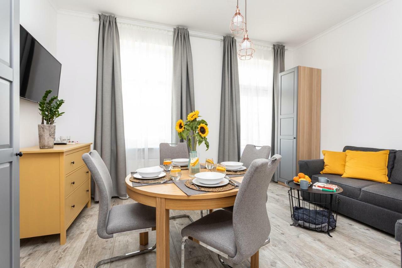 Gdynia Glowna Apartments ภายนอก รูปภาพ