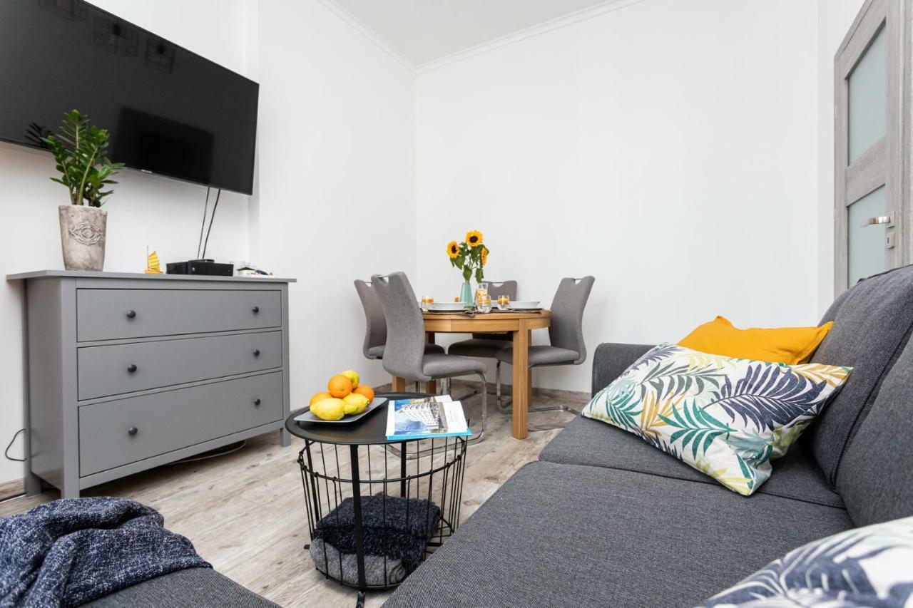 Gdynia Glowna Apartments ภายนอก รูปภาพ